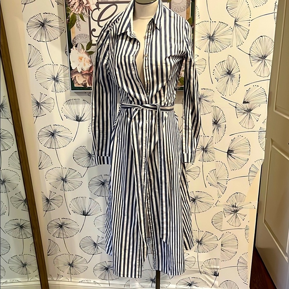 Felicity & Coco XS Striped Black and White Wrap Dress